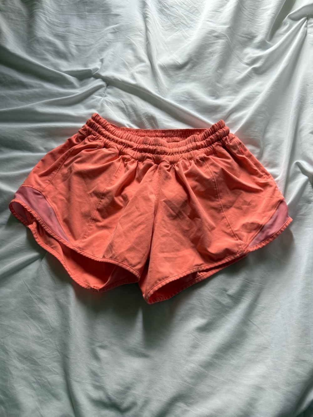 Lululemon Hotty hots long 4”